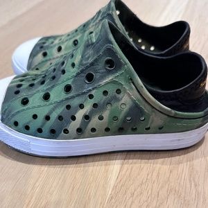 Boys sketchers Guzman size 9